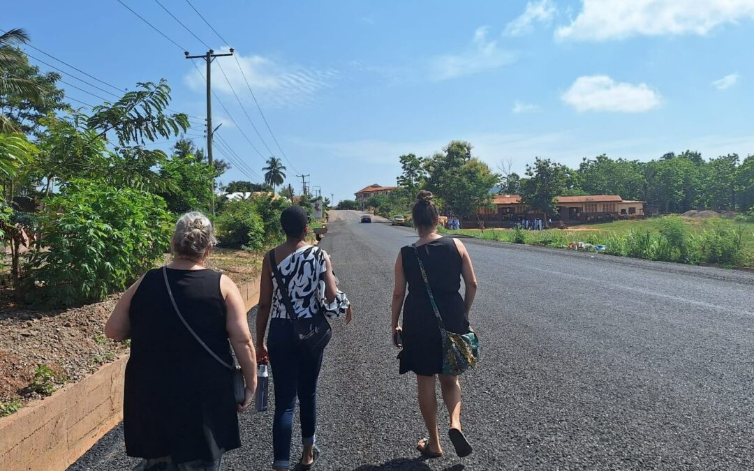 Ontdek het authentieke Ghana: Een wandeltocht door het Ashanti-dorp Banko