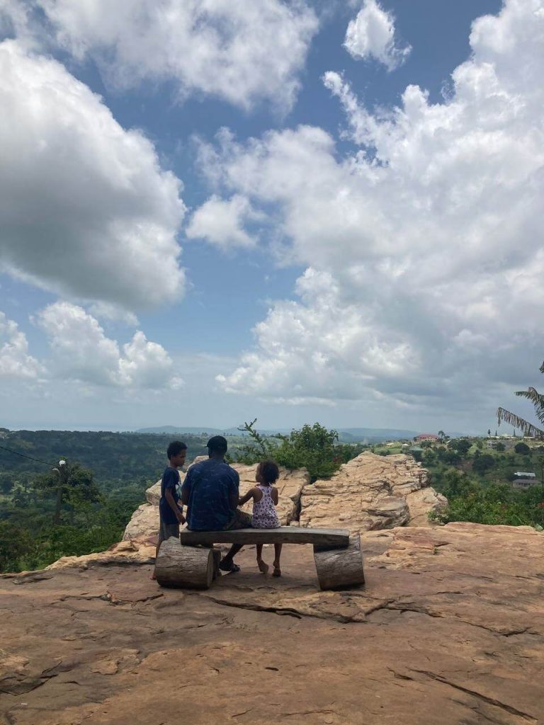 Een bezoek aan Kwahu mag niet ontbreken op de mooiste reisroute in Ghana