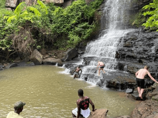 Ontdek watervallen in Ghana